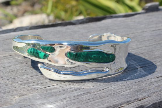 Island Bracelet with Malachite